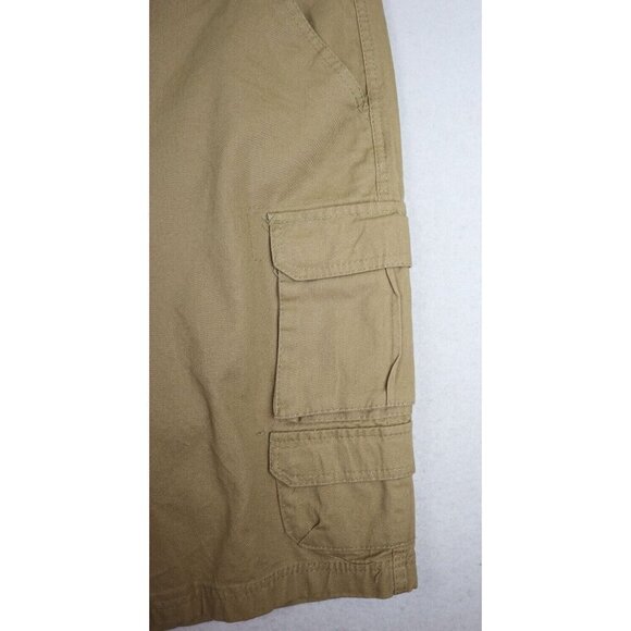 RUGGED WEAR - MEN'S KHAKI CARGO SHORTS - SIZE 40 - 10" INSEAM - Picture 4 of 9